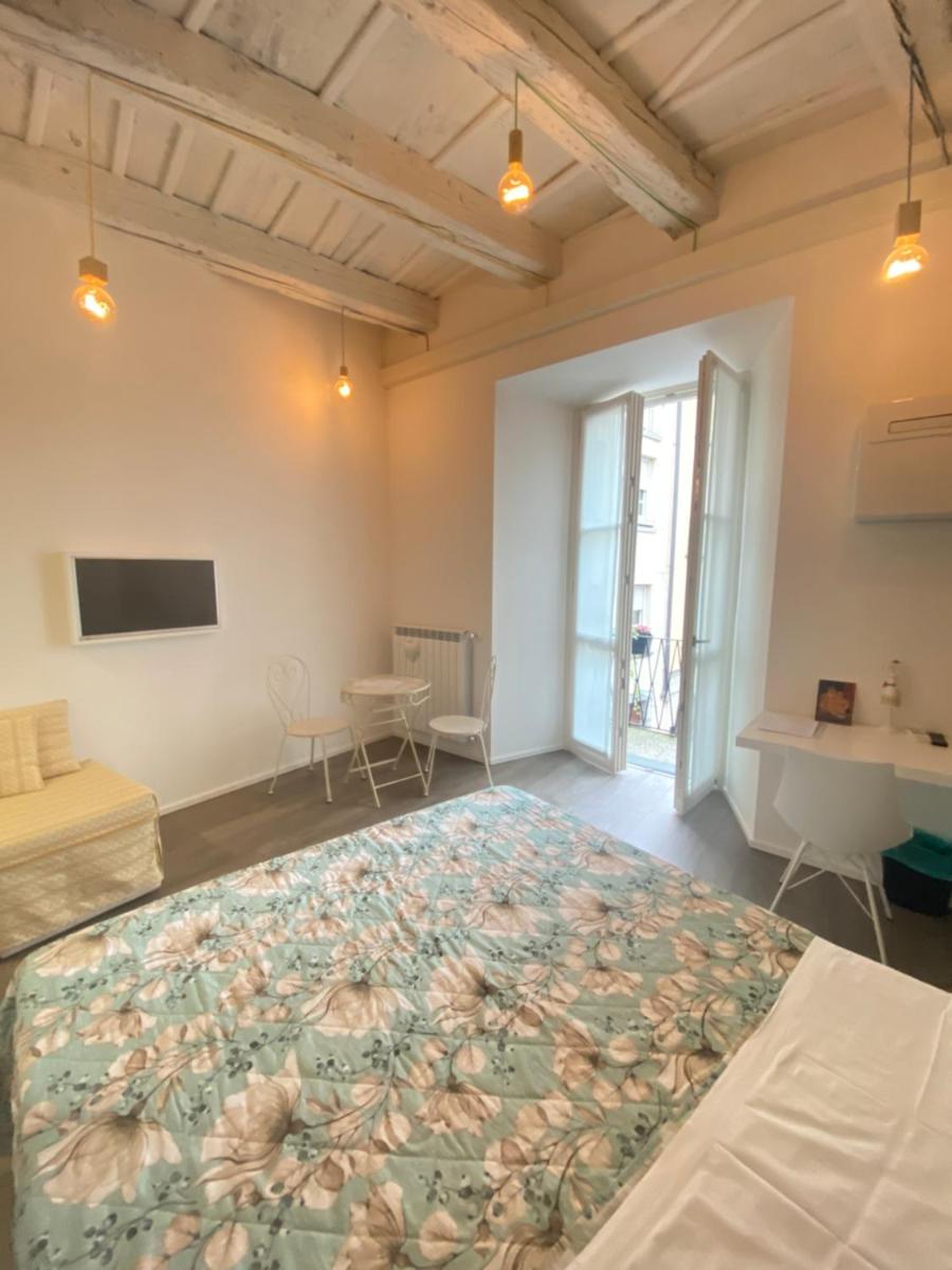 Rumi Rooms