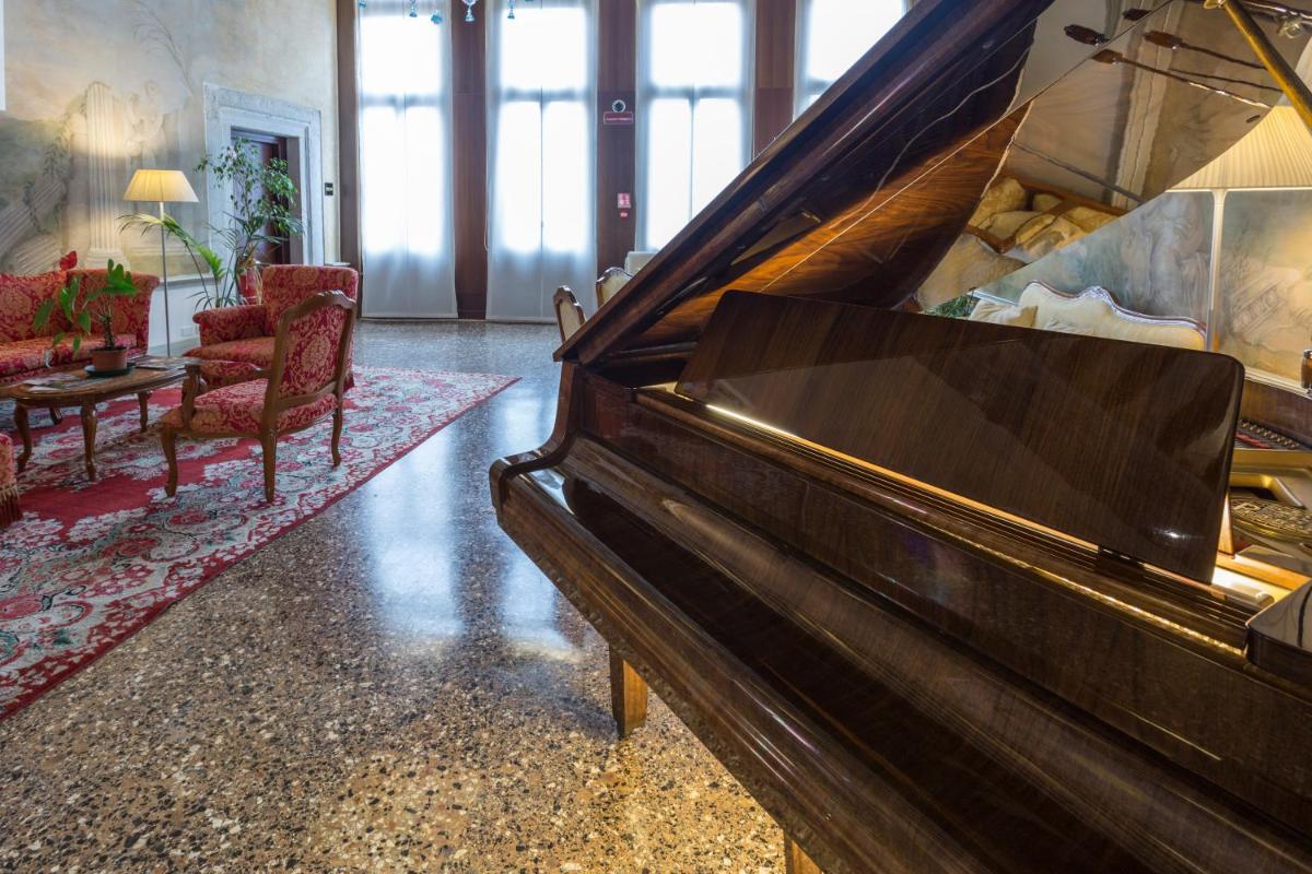 Ruzzini Palace Hotel