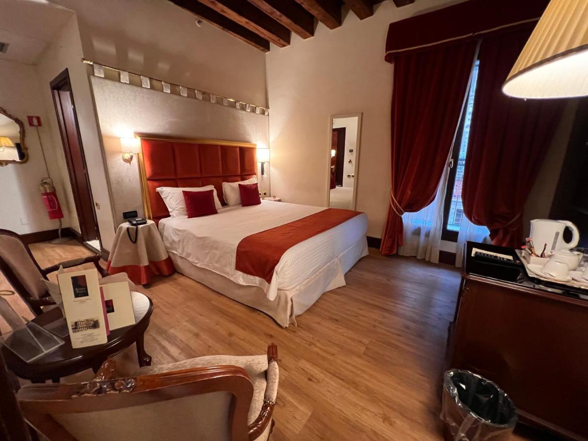 Ruzzini Palace Hotel