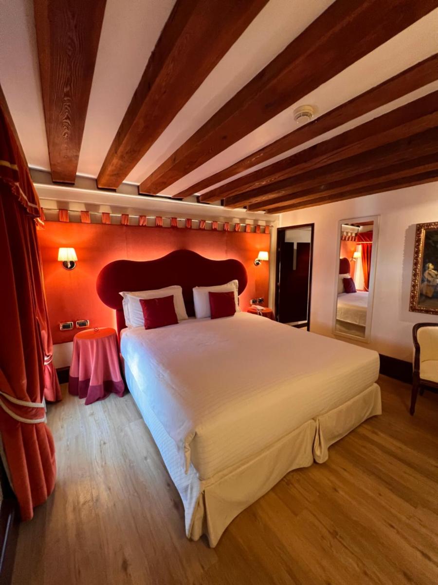 Ruzzini Palace Hotel