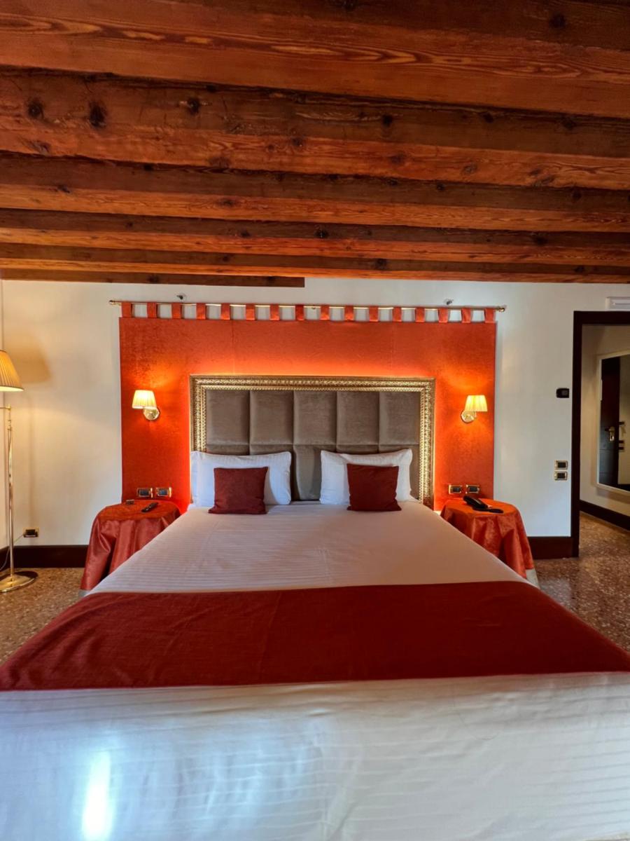 Ruzzini Palace Hotel