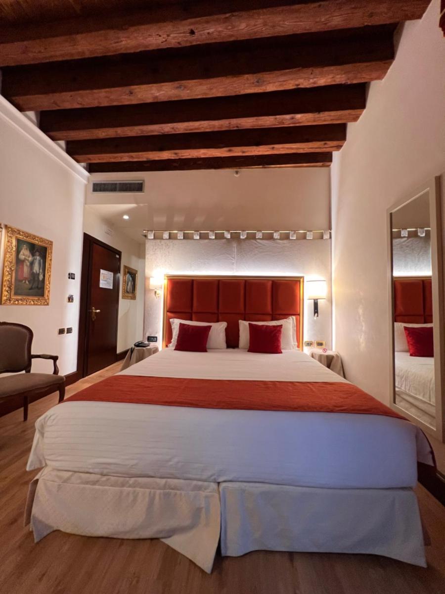 Ruzzini Palace Hotel