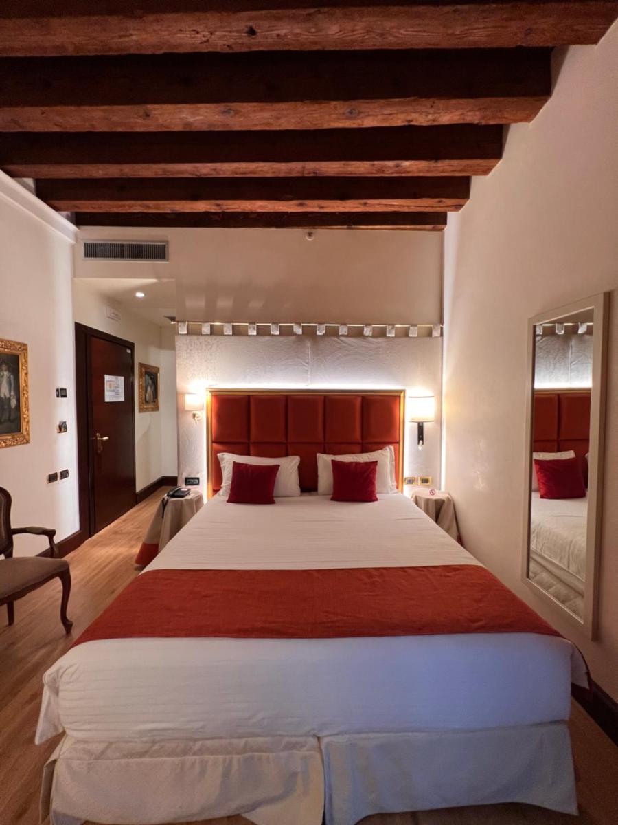 Ruzzini Palace Hotel