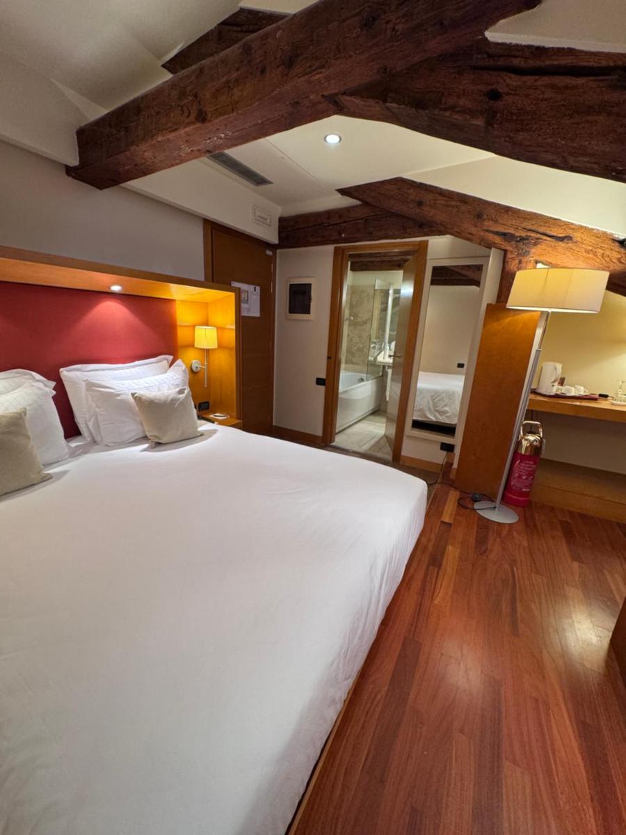 Ruzzini Palace Hotel