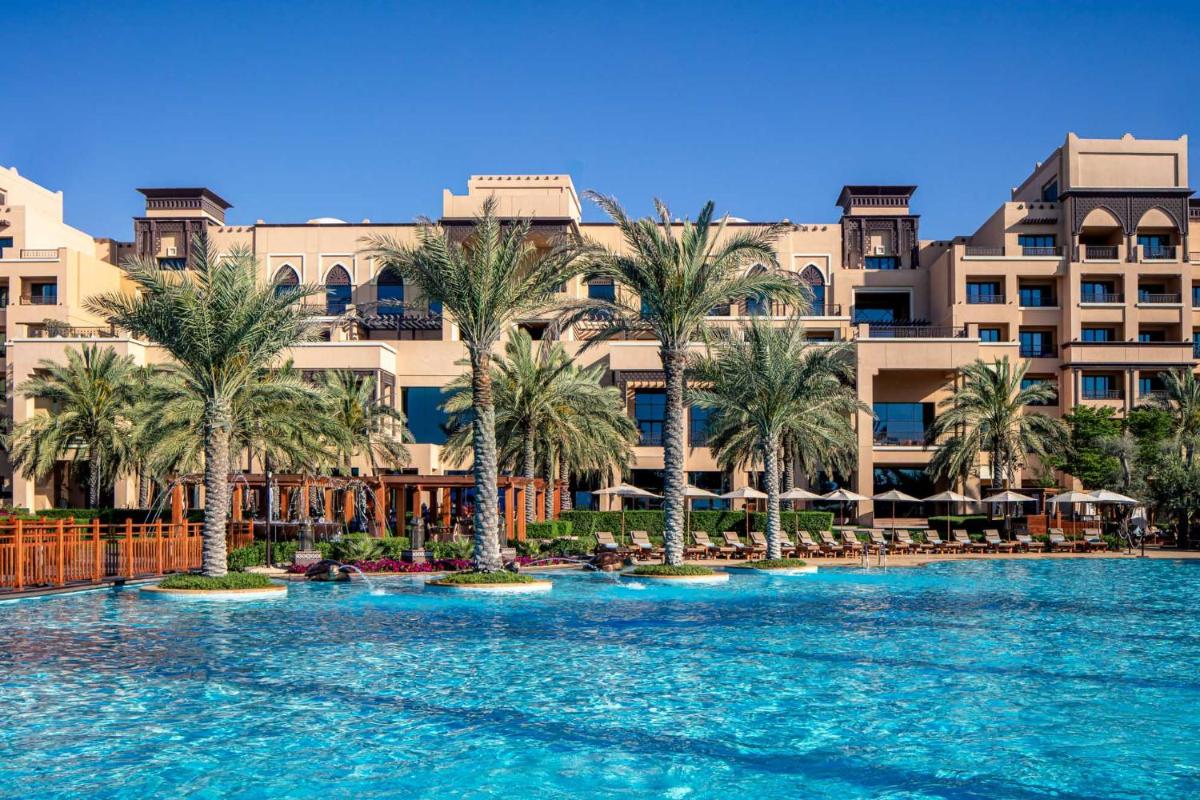 Saadiyat Rotana Resort and Villas