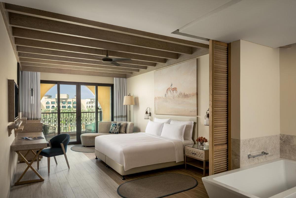 Saadiyat Rotana Resort and Villas