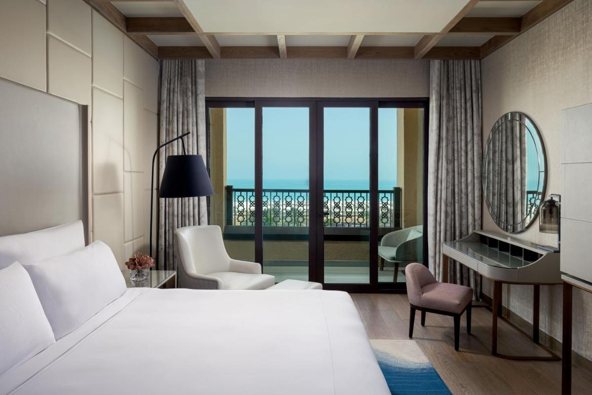 Saadiyat Rotana Resort and Villas