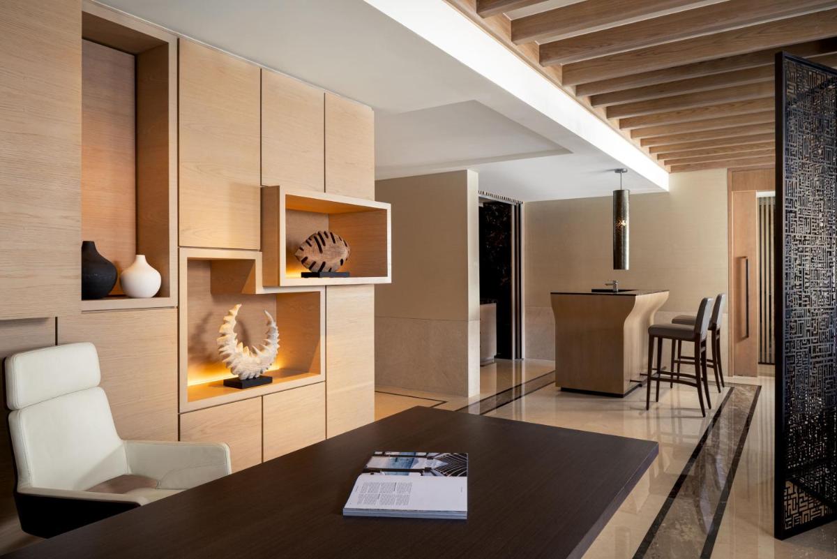 Saadiyat Rotana Resort and Villas