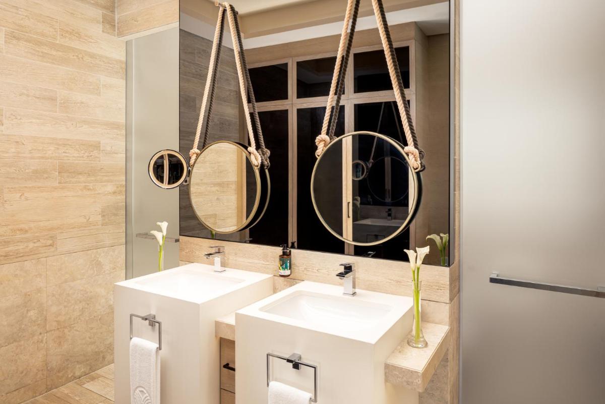 Saadiyat Rotana Resort and Villas