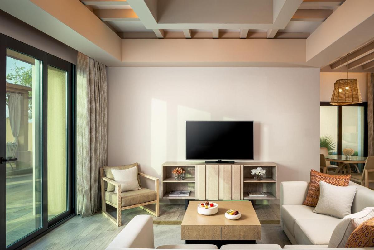 Saadiyat Rotana Resort and Villas