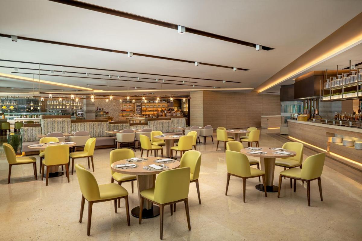 Saadiyat Rotana Resort and Villas