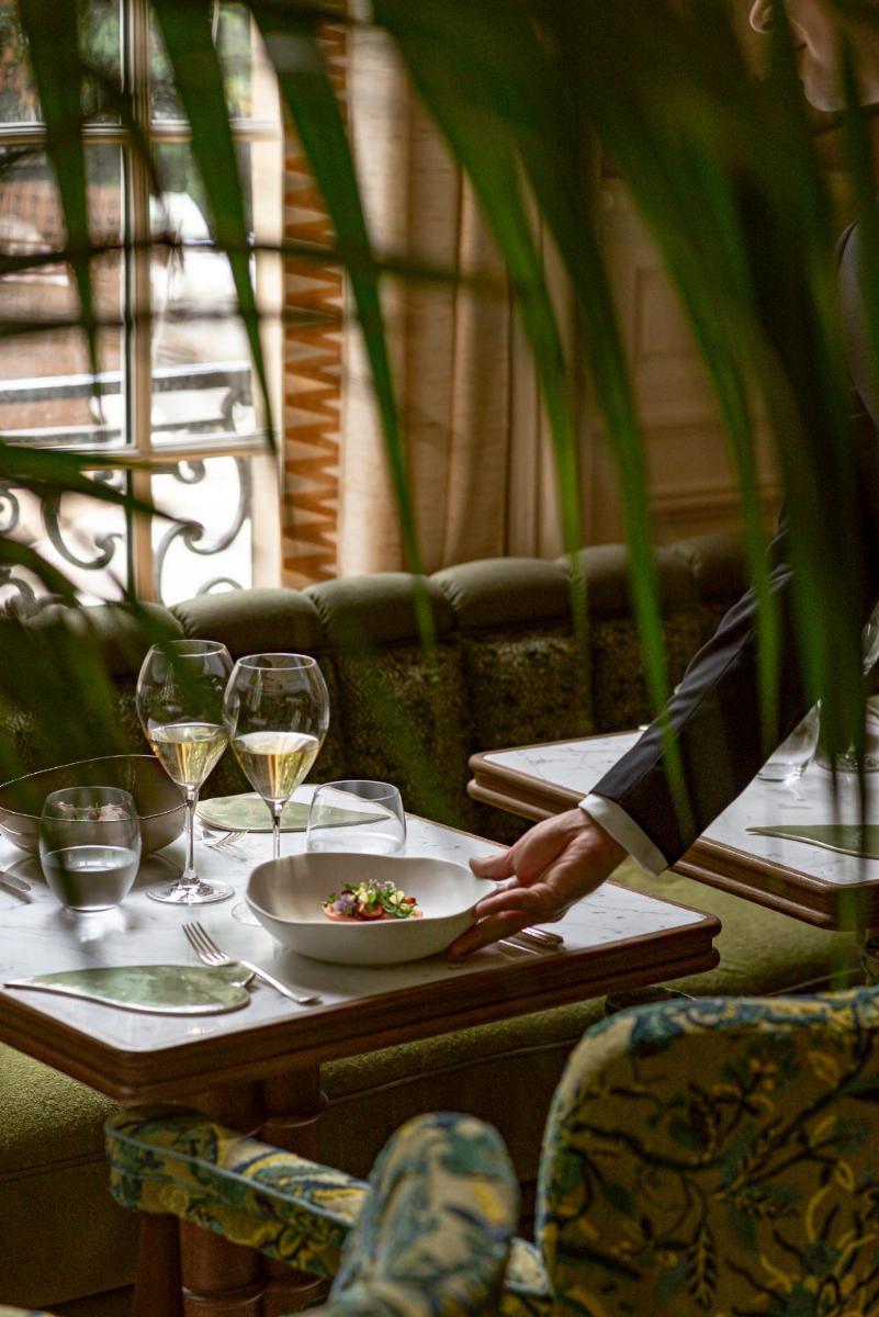 Saint James Paris