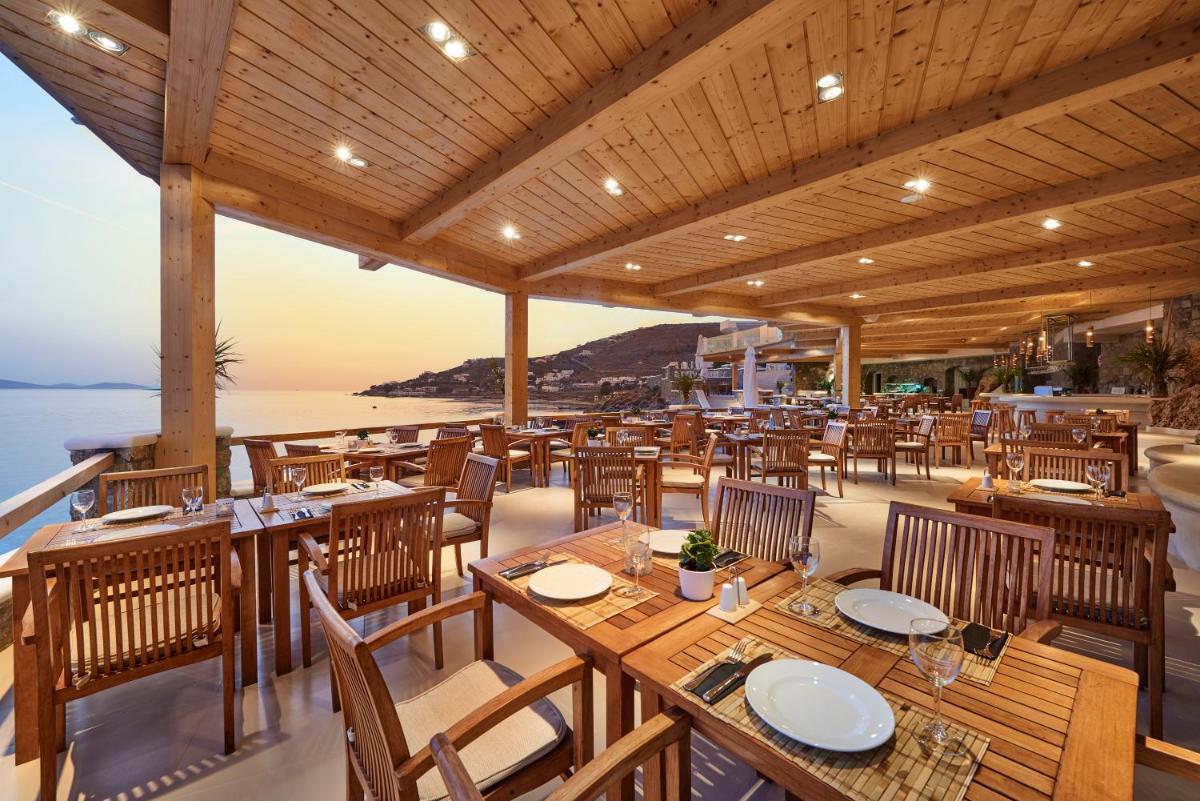 Saint John Hotel Villas & Spa
