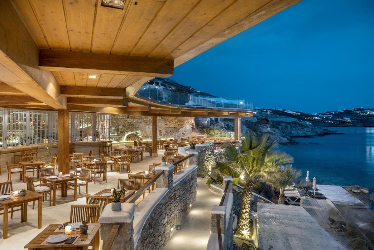 Saint John Hotel Villas & Spa