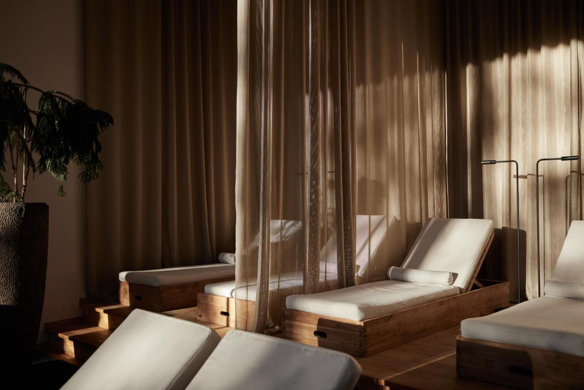 Saltus, Small Luxury Hotels SLH