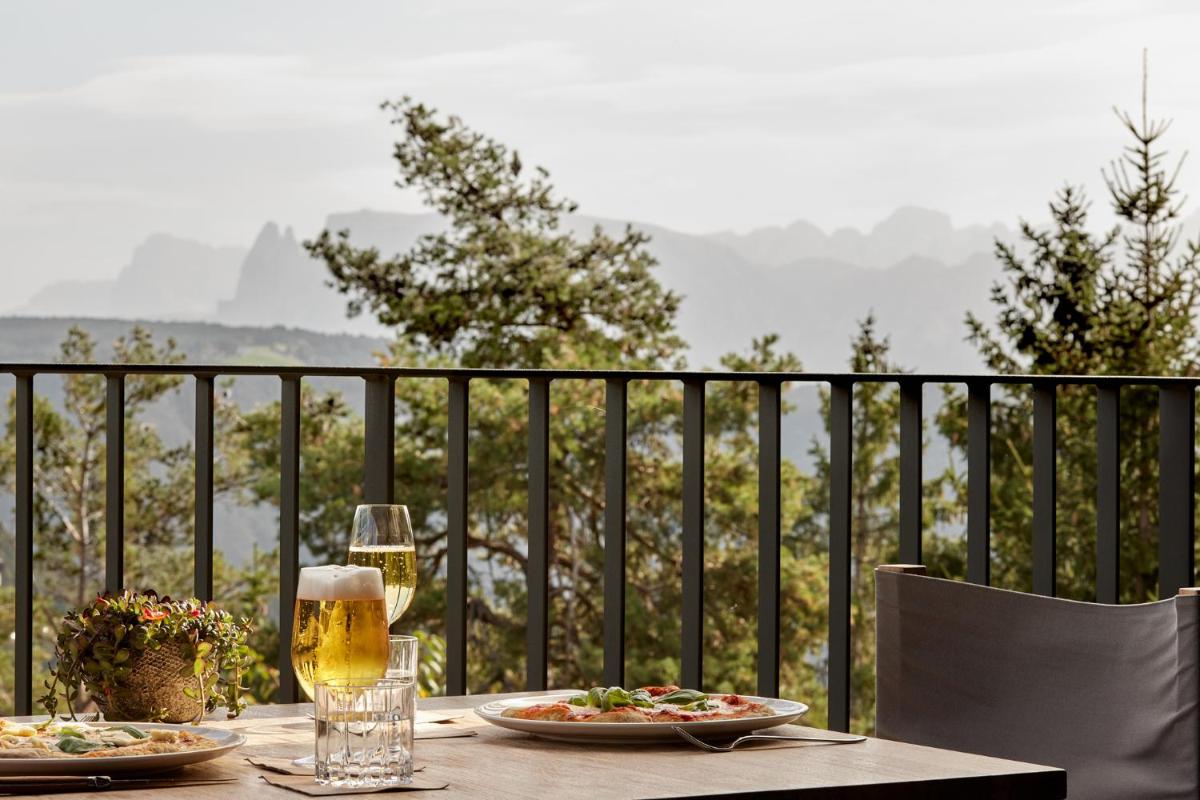 Saltus, Small Luxury Hotels SLH