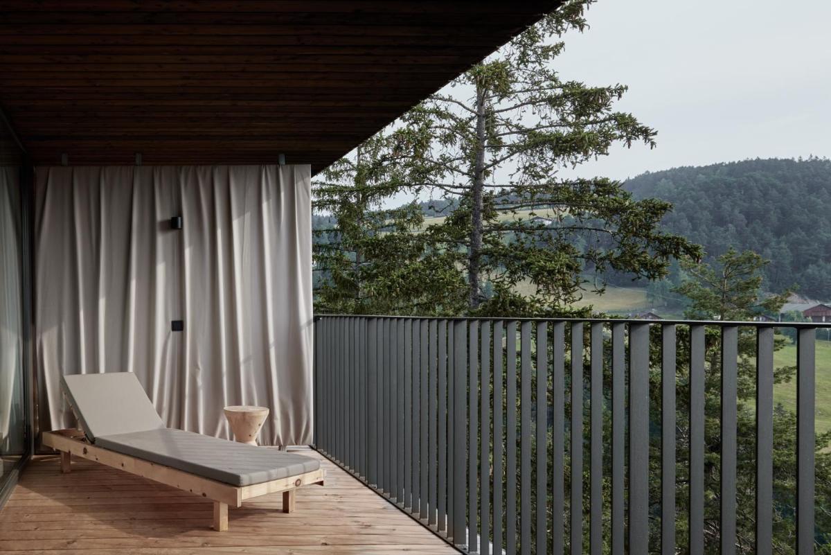Saltus, Small Luxury Hotels SLH