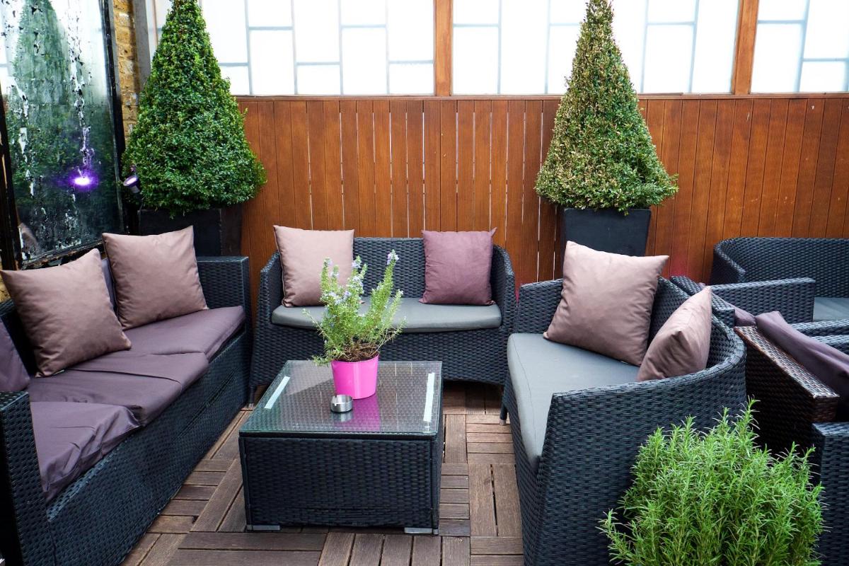 Karma Sanctum Soho Hotel