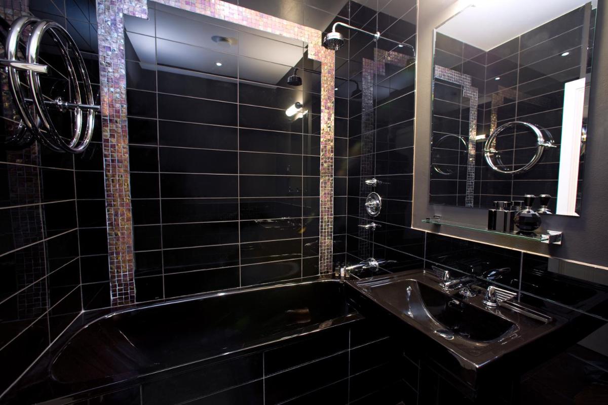 Karma Sanctum Soho Hotel