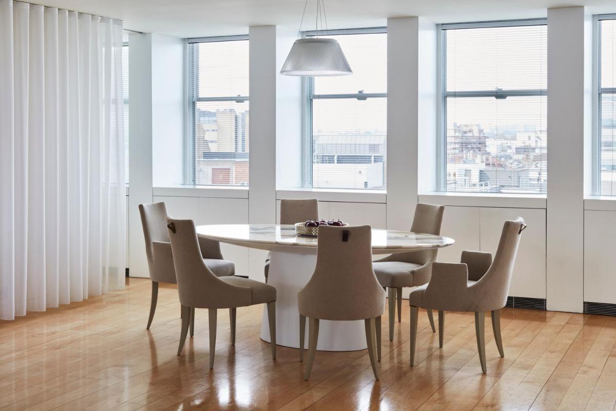 Sanderson London