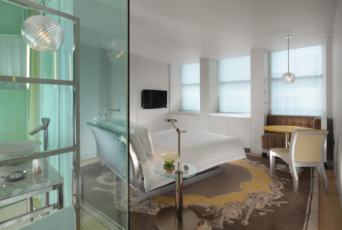 Sanderson London