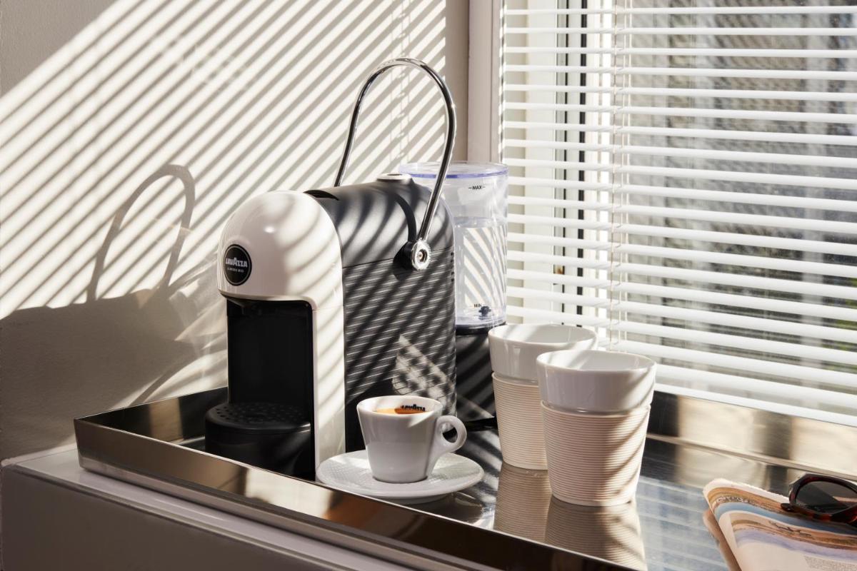Sanderson London
