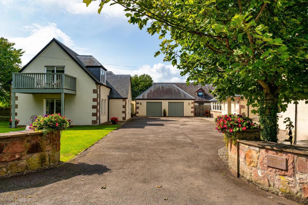 Sandown House