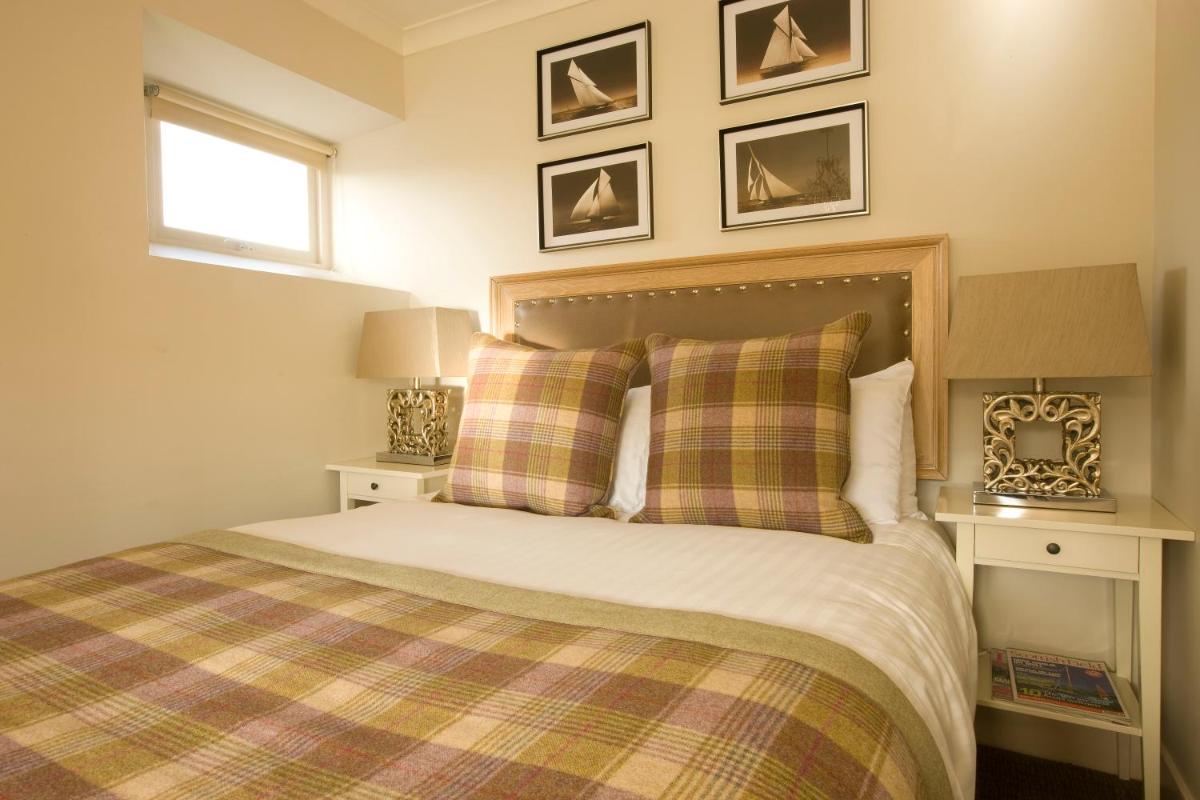 Sandown House