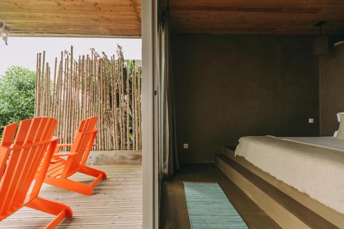 Santa Barbara Eco-Beach Resort