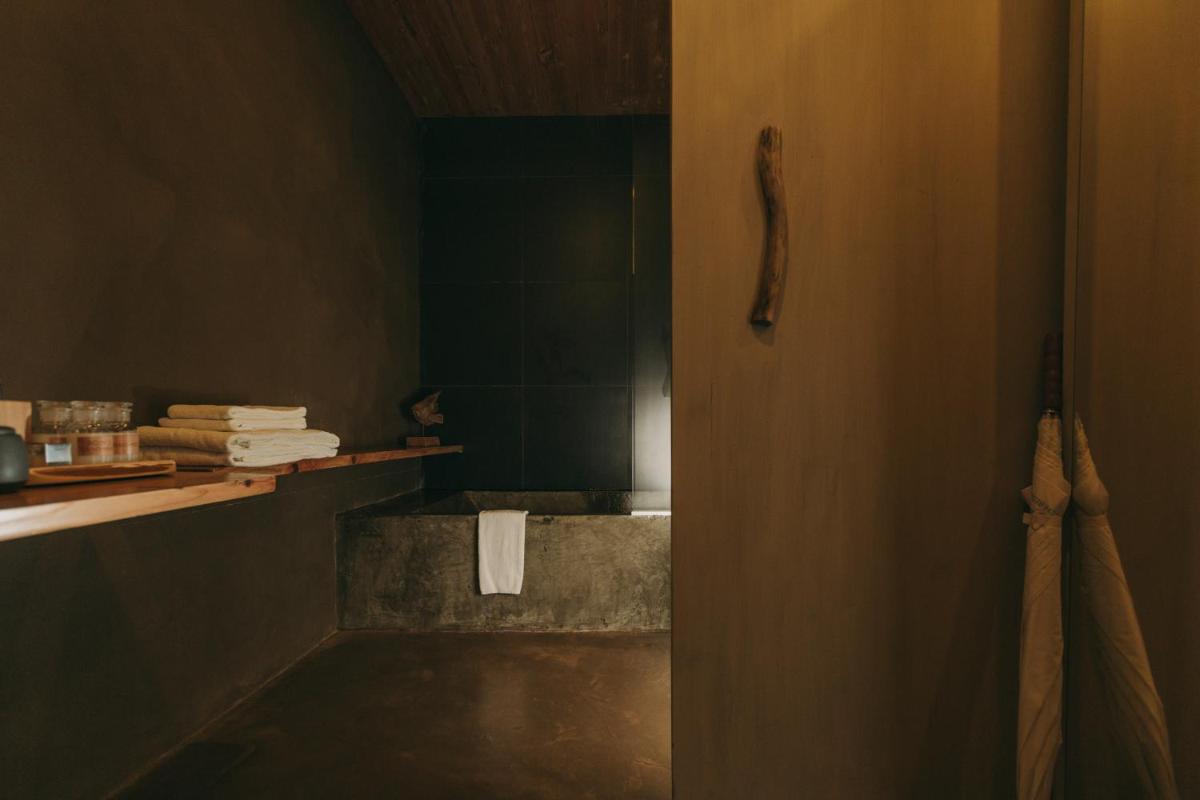 Santa Barbara Eco-Beach Resort