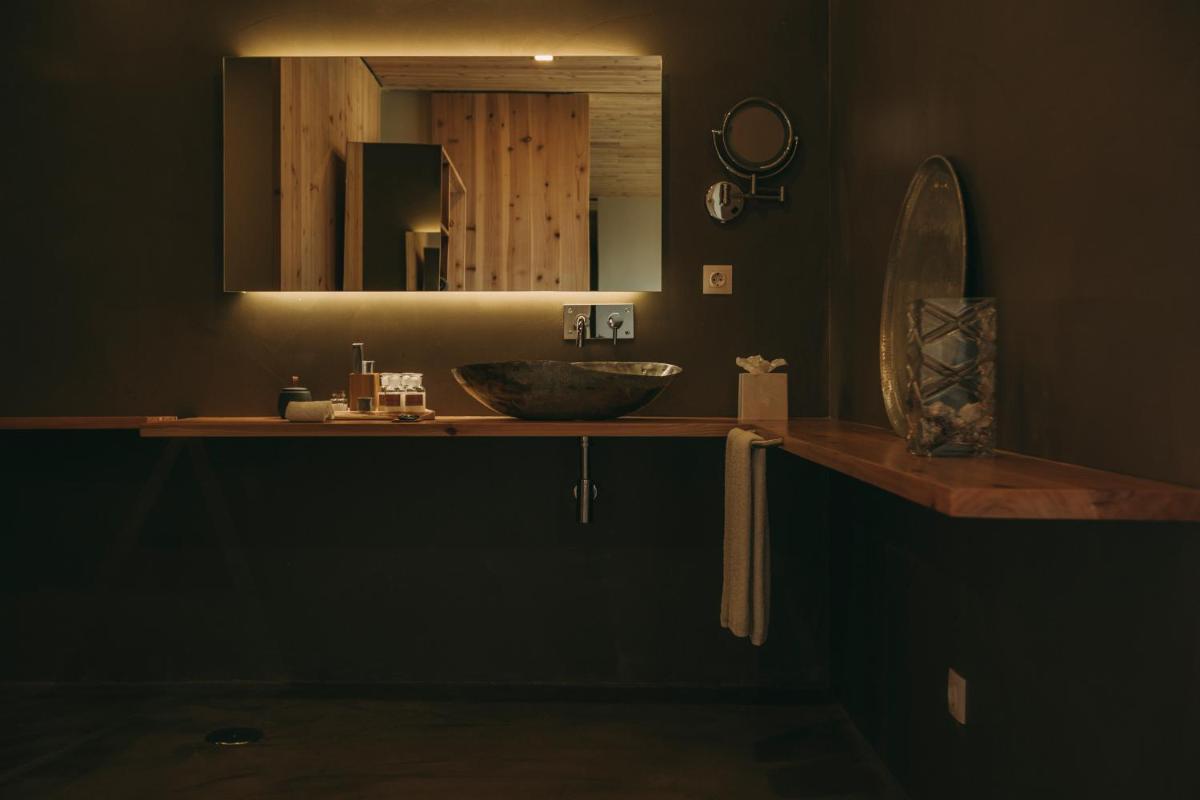 Santa Barbara Eco-Beach Resort