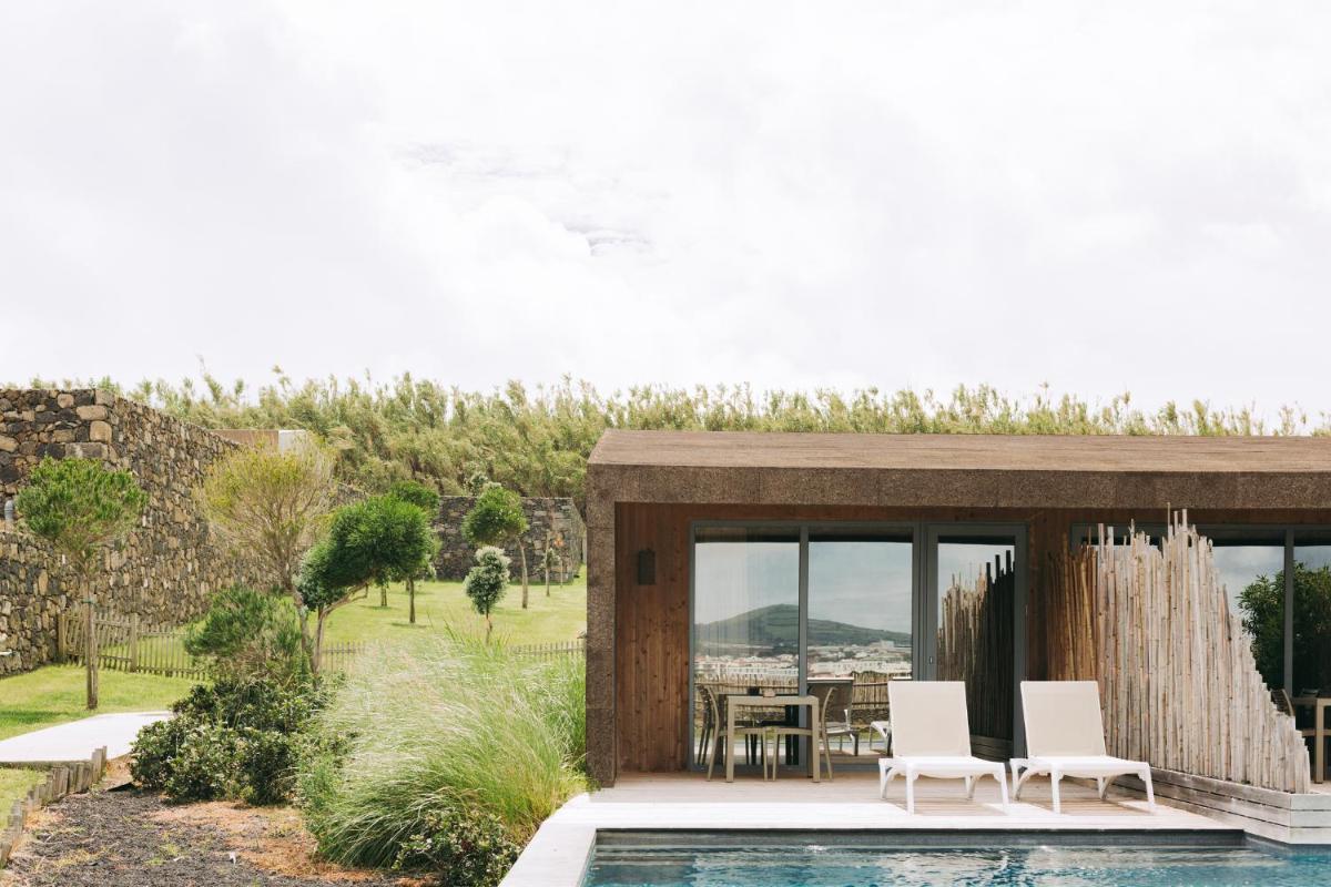 Santa Barbara Eco-Beach Resort