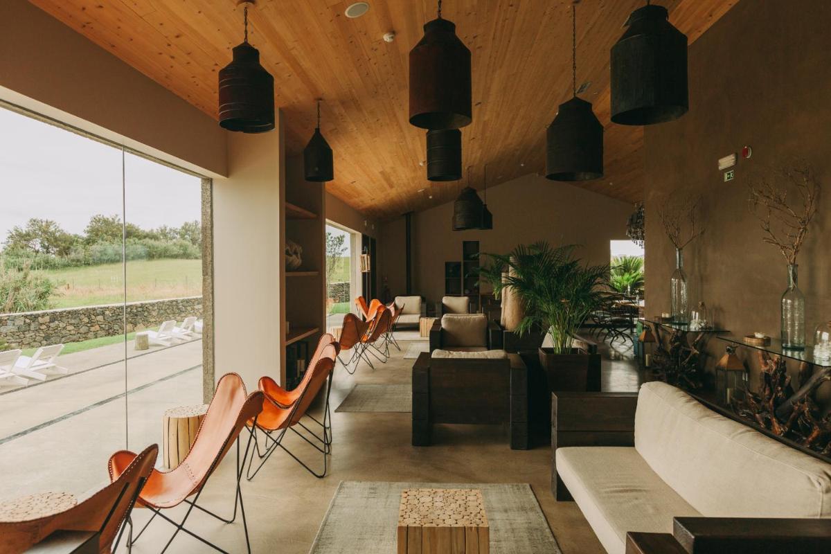 Santa Barbara Eco-Beach Resort