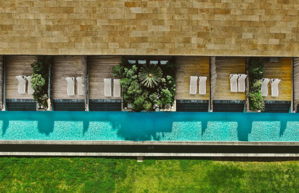 Santa Barbara Eco-Beach Resort