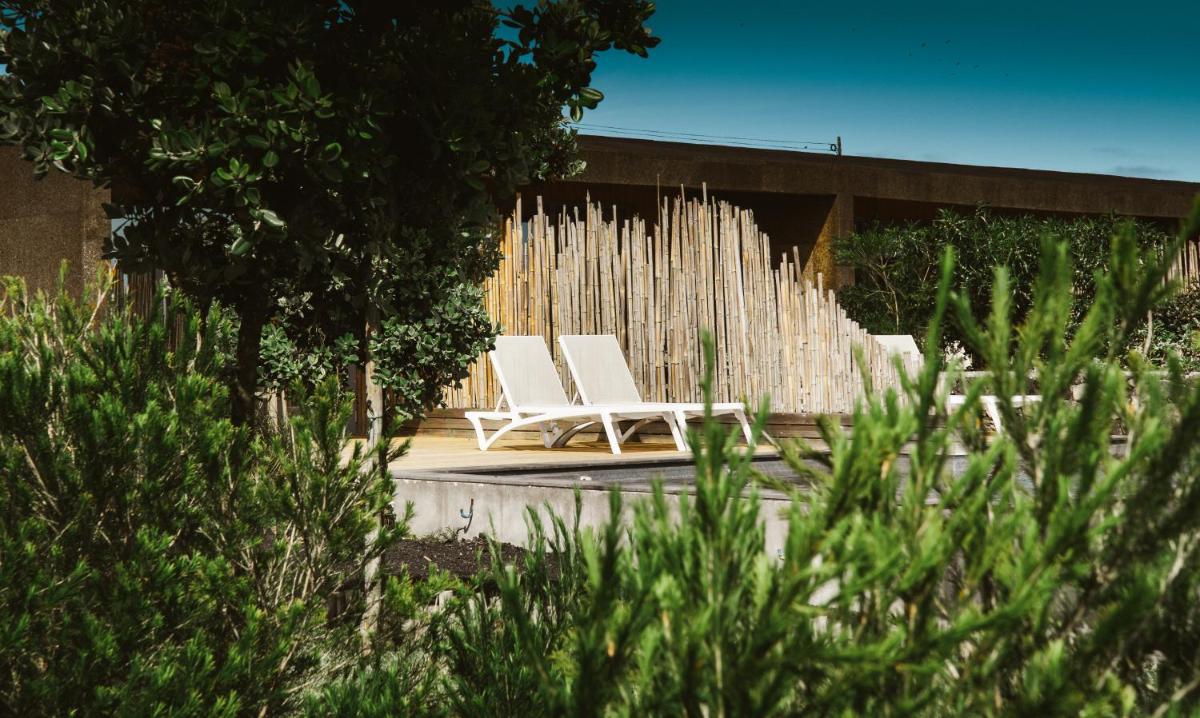 Santa Barbara Eco-Beach Resort