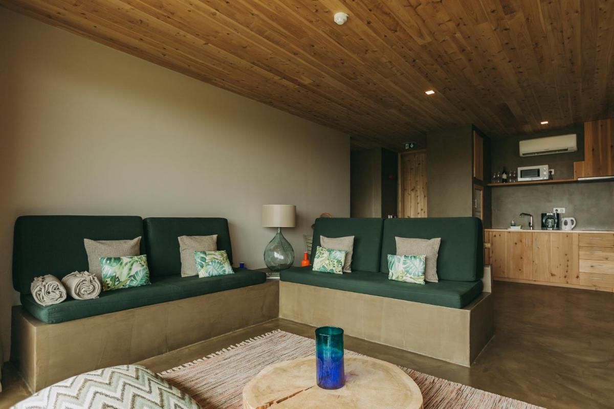 Santa Barbara Eco-Beach Resort