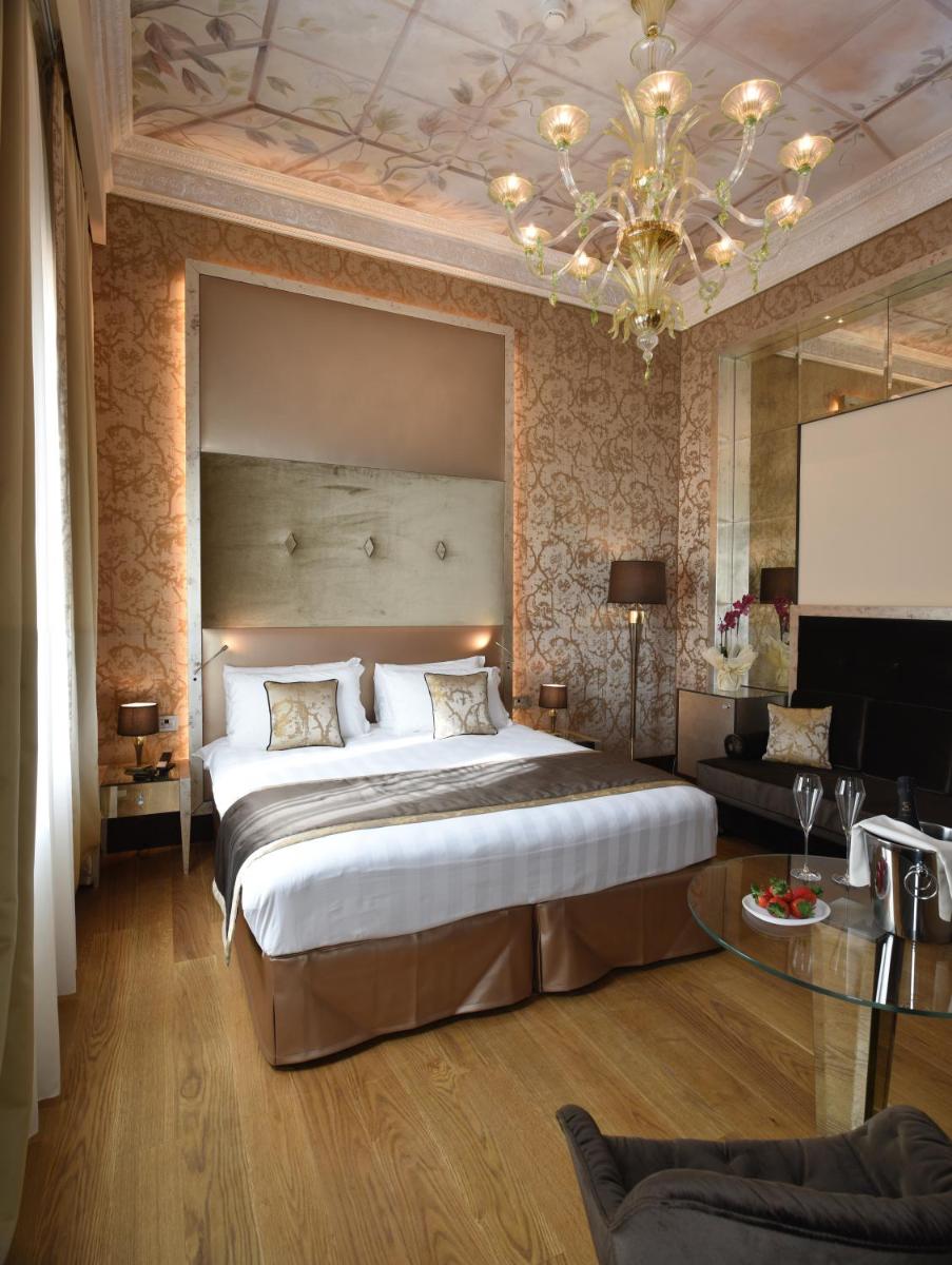 Santa Croce Boutique Hotel