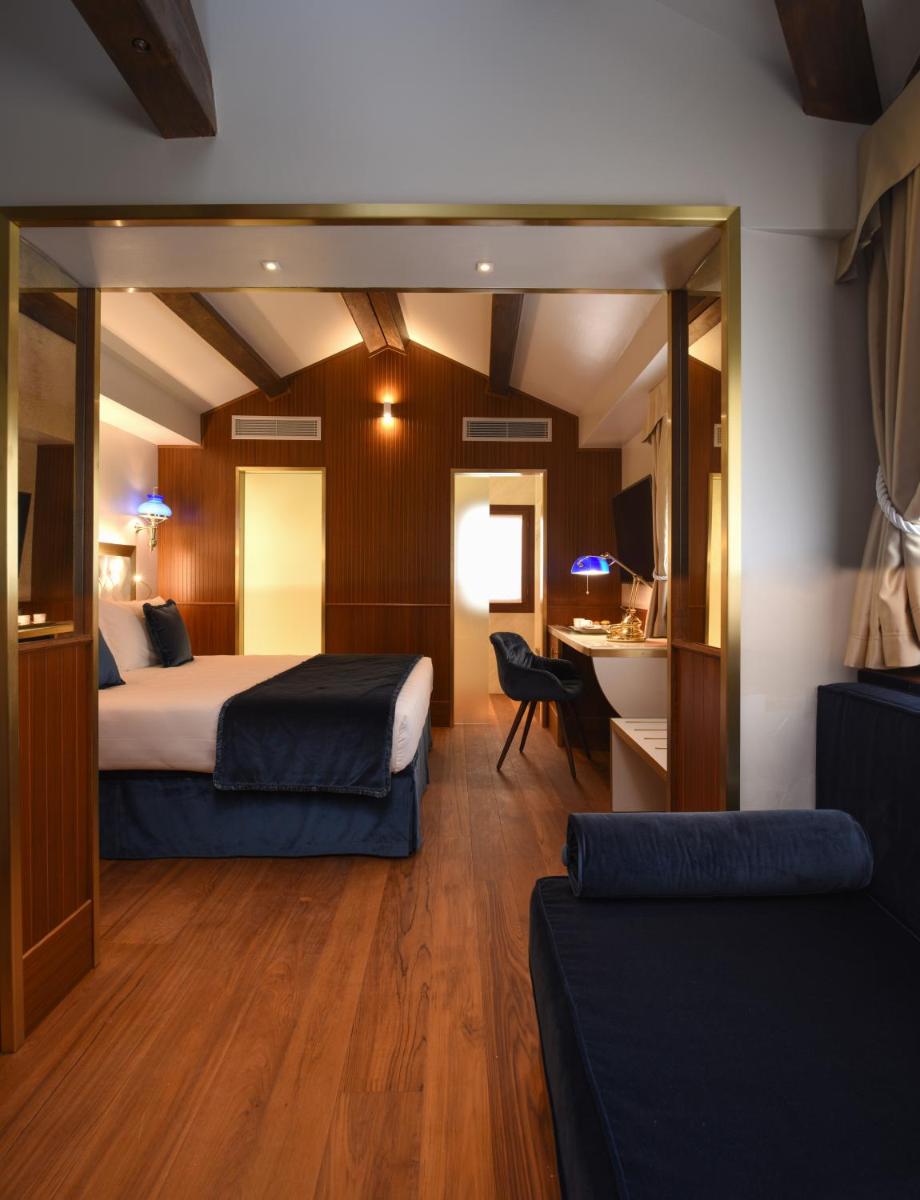 Santa Croce Boutique Hotel