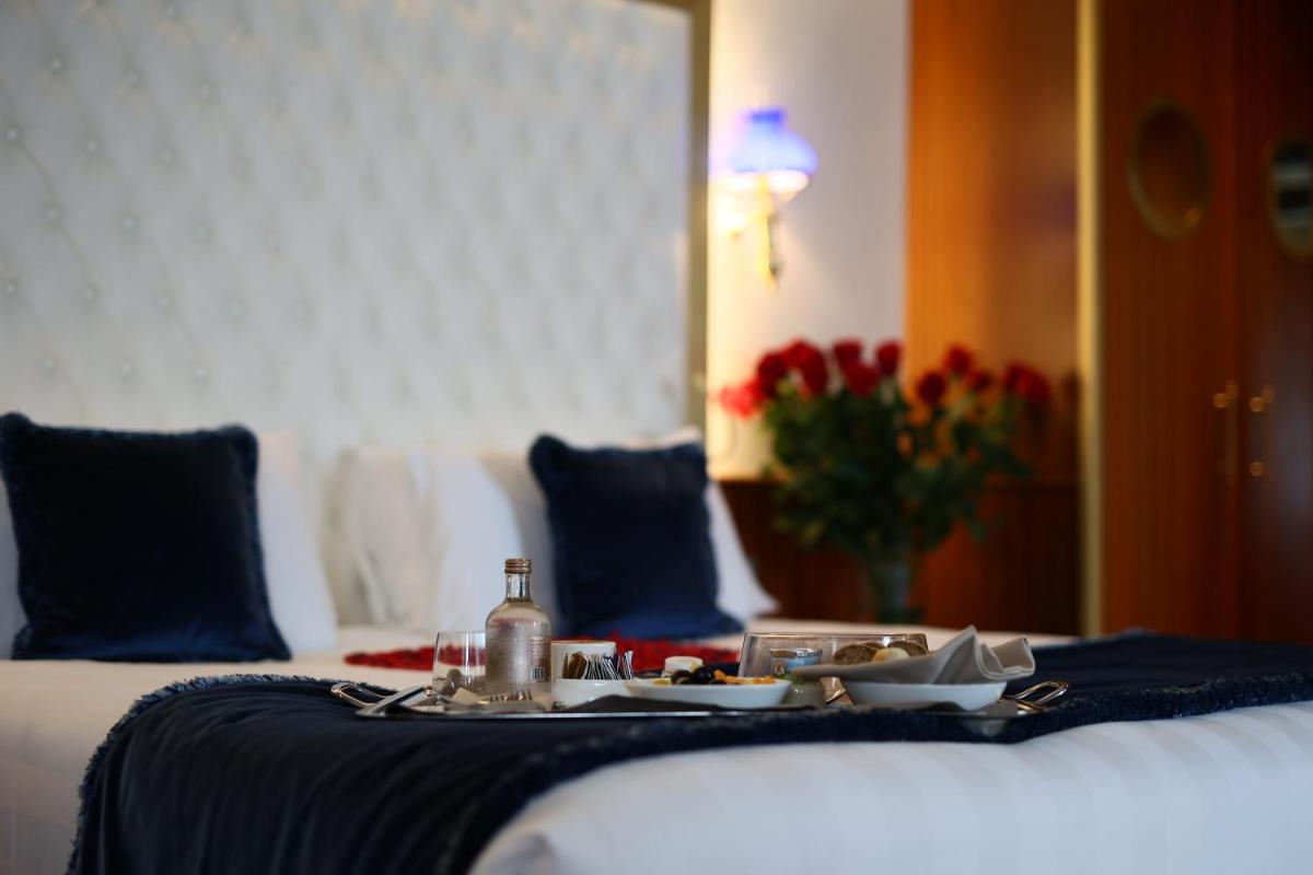 Santa Croce Boutique Hotel