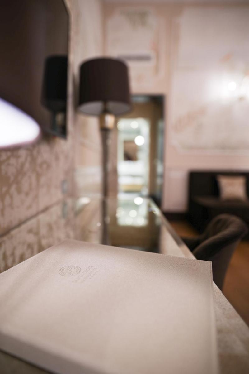 Santa Croce Boutique Hotel