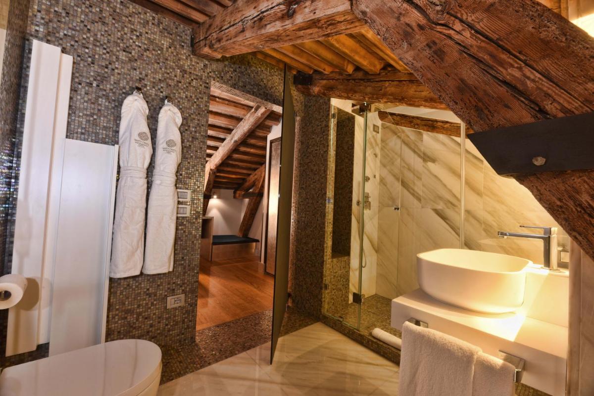 Santa Croce Boutique Hotel