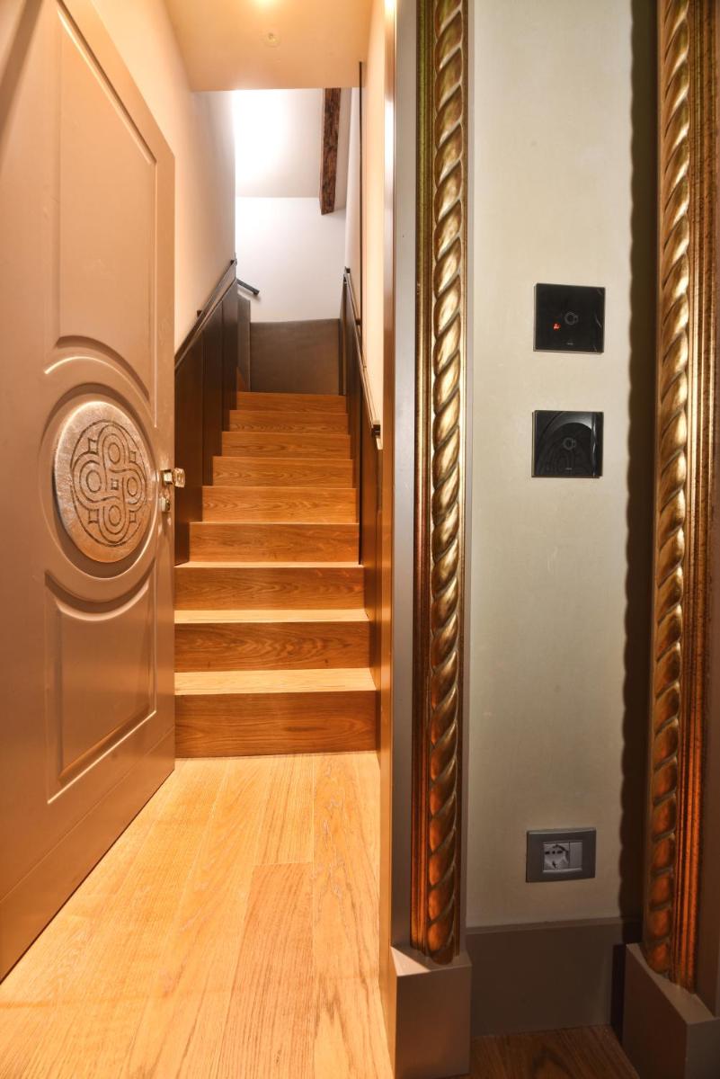 Santa Croce Boutique Hotel