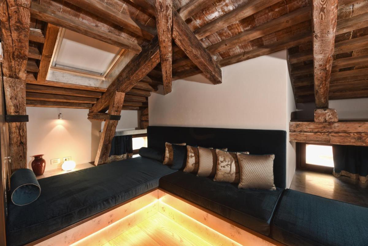 Santa Croce Boutique Hotel