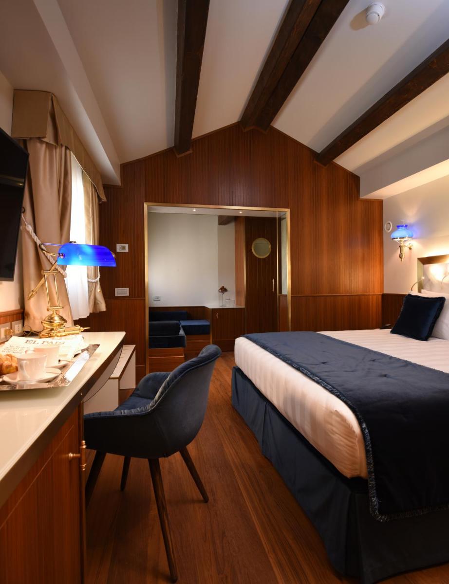 Santa Croce Boutique Hotel