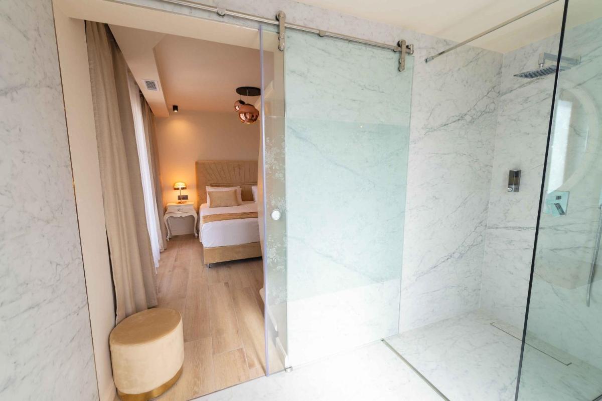 Santa Lucia Boutique Hotel