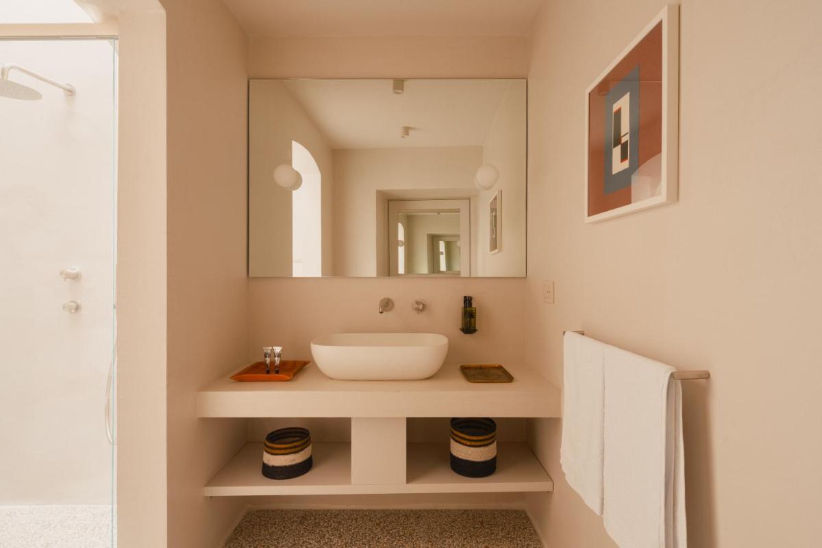Sant'Angelo Ostuni - Il Palazzo