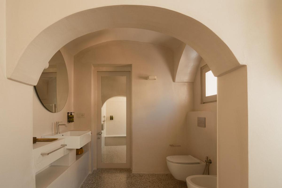 Sant'Angelo Ostuni - Il Palazzo