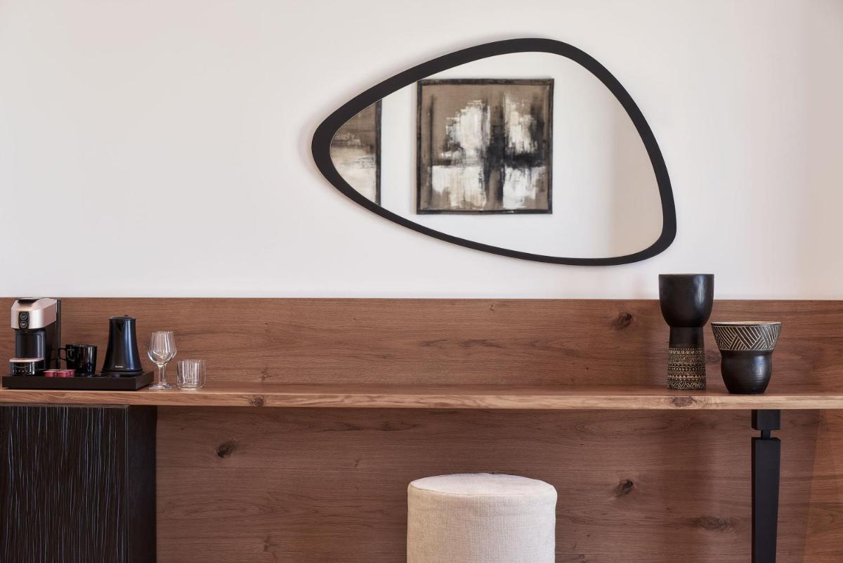 SantAnna Luxury Suites