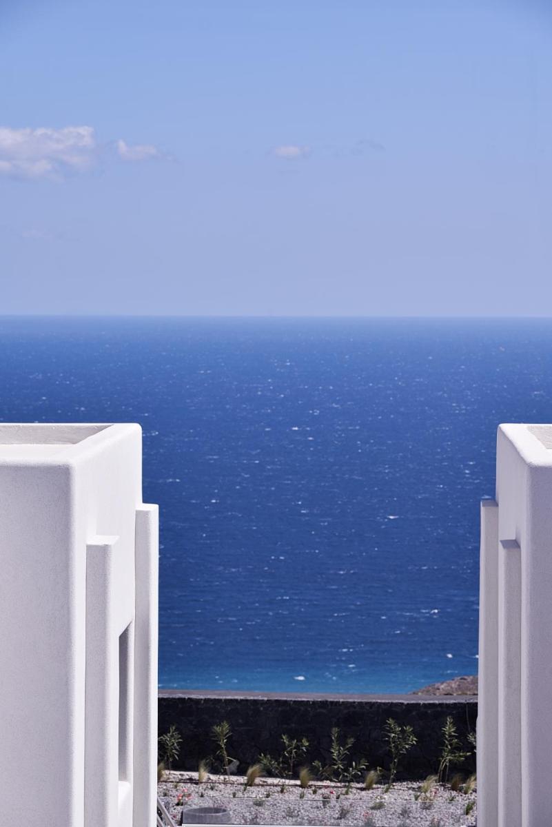 SantAnna Luxury Suites