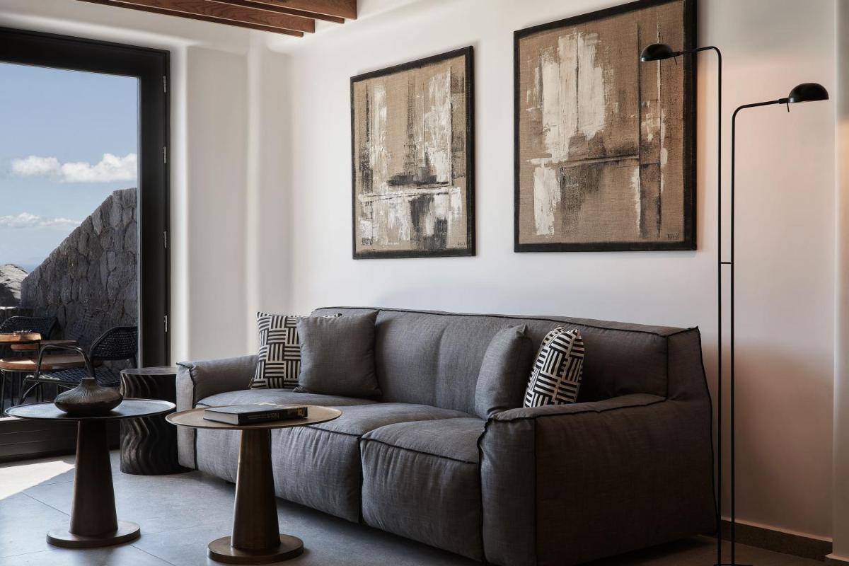 SantAnna Luxury Suites